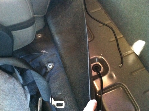 Uniden PRO520XL Pro Series 40-Channel CB Radio. Compact Design. ANL Switch and PA/CB Switch. 7 Watts of Audio Output and Instant Emergency Channel 9. - Black customer photo 2