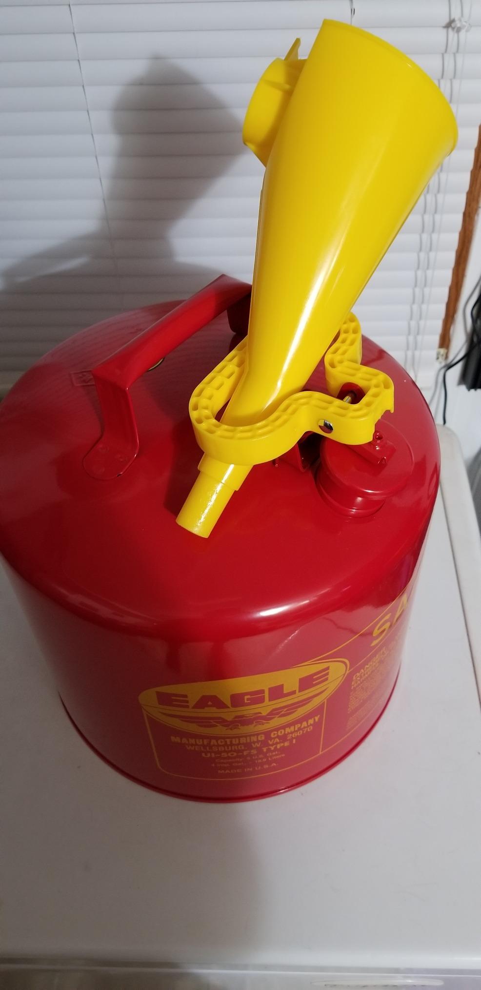 Eagle 5 Gallon Type I Red Safety Gas Can for Gasoline customer photo 2