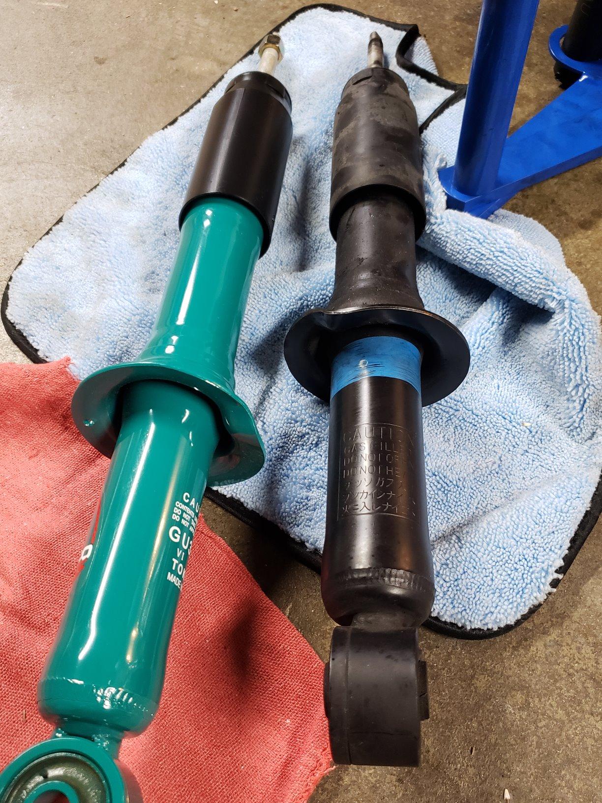 OTC Clamshell Strut Spring Compressor - 6494 customer photo 2