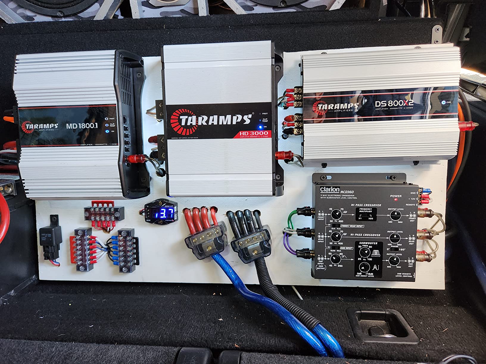 Clarion Mobile Electronics Mcd360 3 Way 6 Channel Electronic Crossover with Subwoofer Control customer photo 1