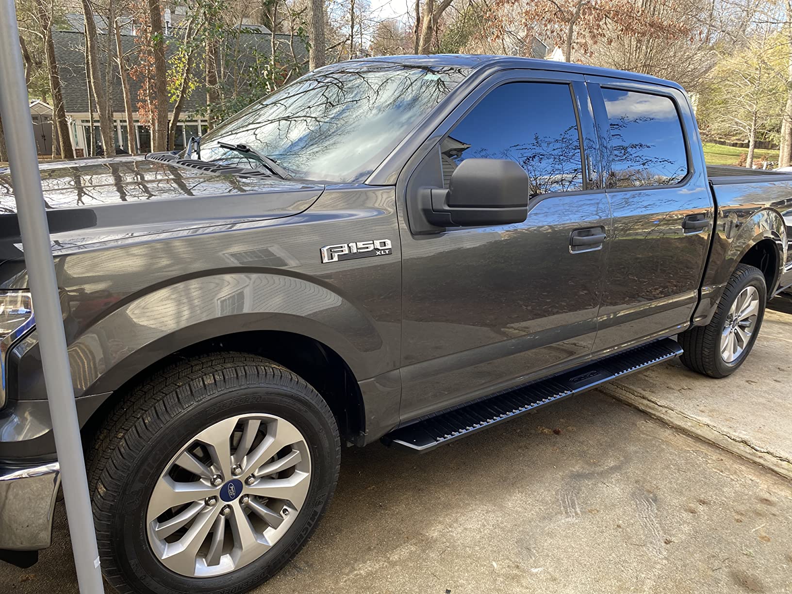 Meguiar's Deep Crystal Carnauba Wax, High-Grade Carnauba Liquid Car Wax for Long-Lasting Protection, Creates a Brilliant Shine and Gloss, Blocks UV Rays, Ideal Step for After Polishing, 16 Oz customer photo 1