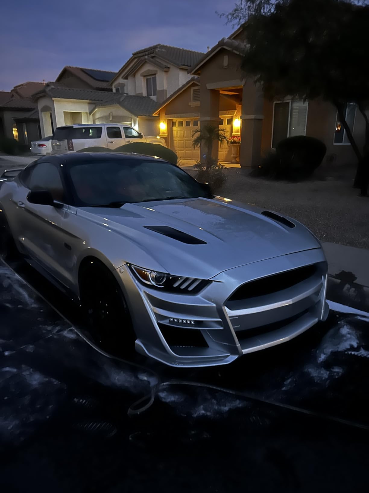 Meguiar's Gold Class Car Wash - Premium Foaming Auto Wash Soap, High Gloss Finish, Safe for Clear Coats, Deep Cleans without Removing Waxes, Car Detailing Supplies for Cars, Trucks & SUVs - 64 Oz customer photo 1