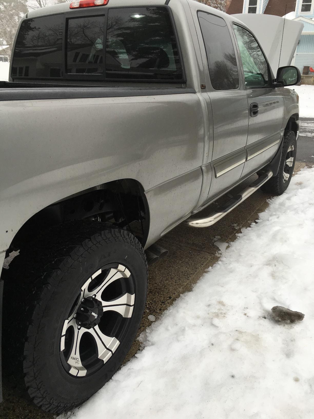 Flowmaster 17395 American Thunder Cat-Back Exhaust Kit 3 Inch Aluminized Steel 3 Inch Stainless Tips Compatible with 1999-2007 Classic Chevy Silverado GMC Sierra 1500 4.8L 5.3L Extended Cab Short Bed customer photo 1