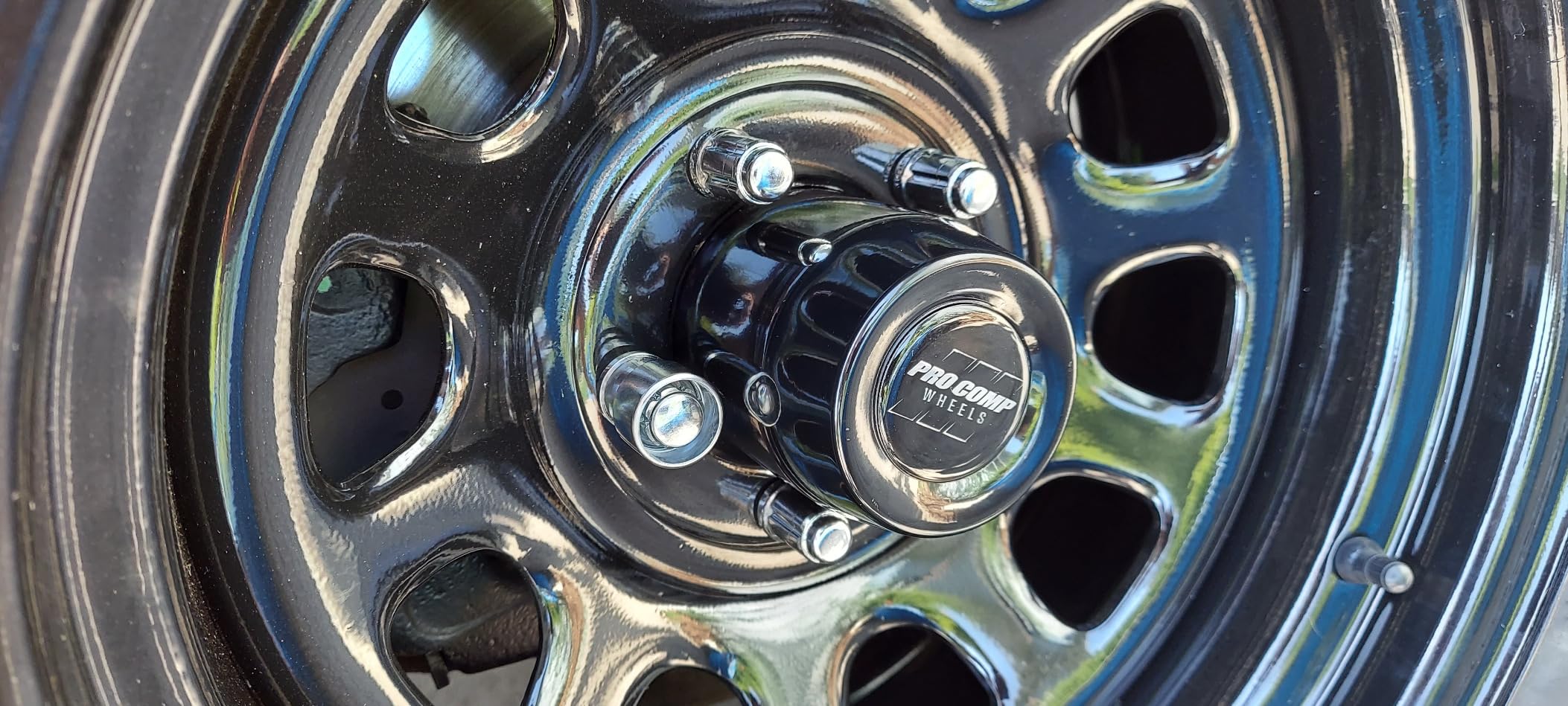 Gorilla Automotive 61631 Acorn Gorilla Guard Locks (12mm x 1.50 Thread Size) - Pack of 4 customer photo 1