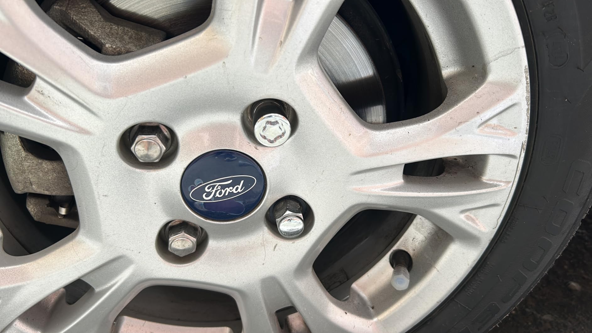 McGard 24137 Chrome Cone Seat Wheel Locks (M12 x 1.5 Thread Size) - Set of 4 customer photo 1