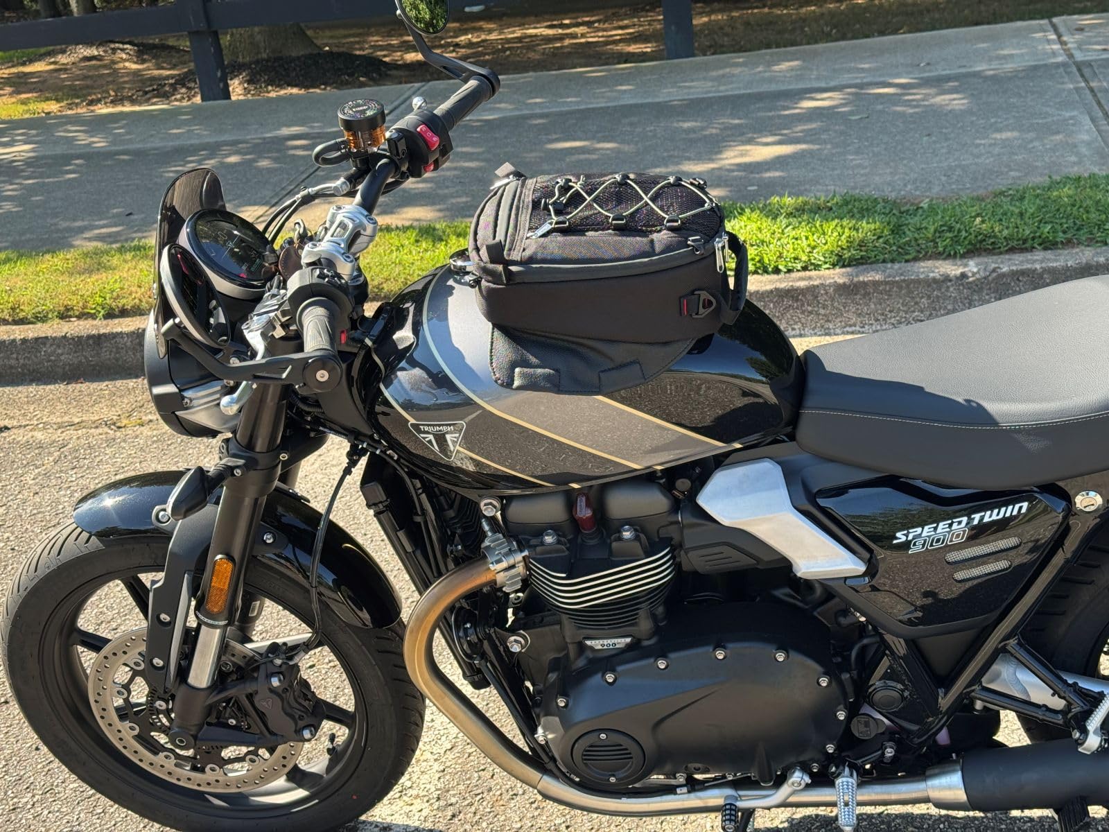 Chase Harper USA 450M Magnetic Tank Bag, Water-Resistant, Tear-Resistant, Industrial Grade Ballistic Nylon with Anti-Scratch Rubberized Polymer Bottom, Super Strong Neodymium Magnets customer photo 2