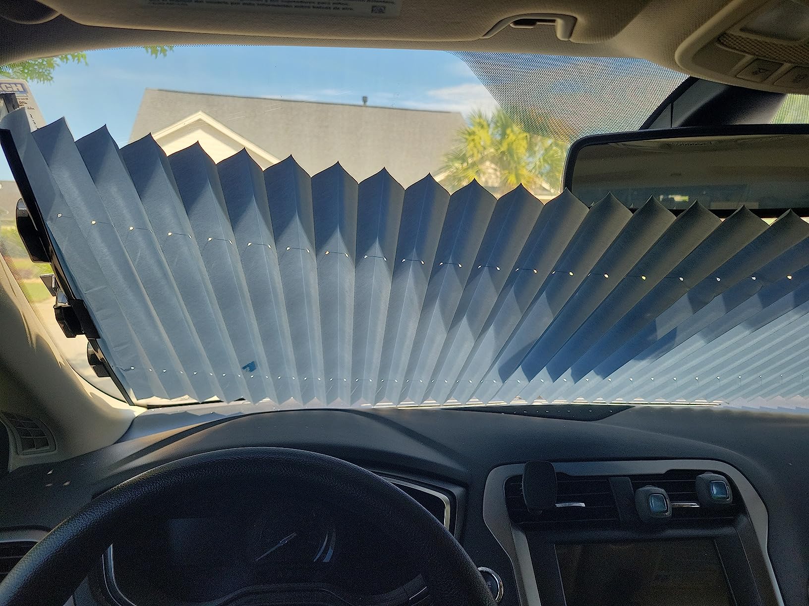 Dash Designs Universal Fit Retractable Shade Auto Windshield Sunshade Silver Reflective - Easy Storage for Sedans, SUV (25 Inch) customer photo 2