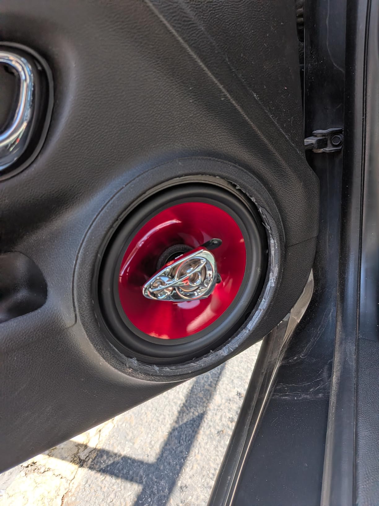 BOSS Audio Systems CH6530 Chaos Series 6.5 Inch Car Door Speakers - 300 Watts (Pair), 3 Way, Full Range, Tweeters, Coaxial, Sold in Pairs customer photo 2