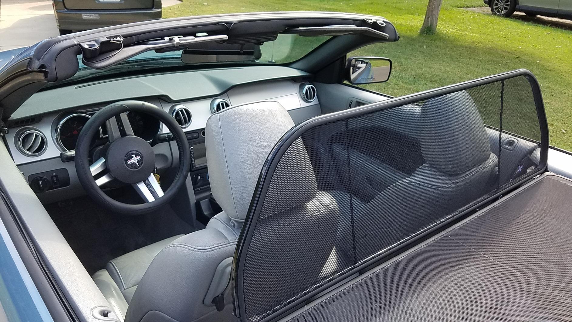 Love The Drive 2005-2014 Mustang Convertible Wind Deflector Screen (for Vehicle Without Light/Style Bar) customer photo 1