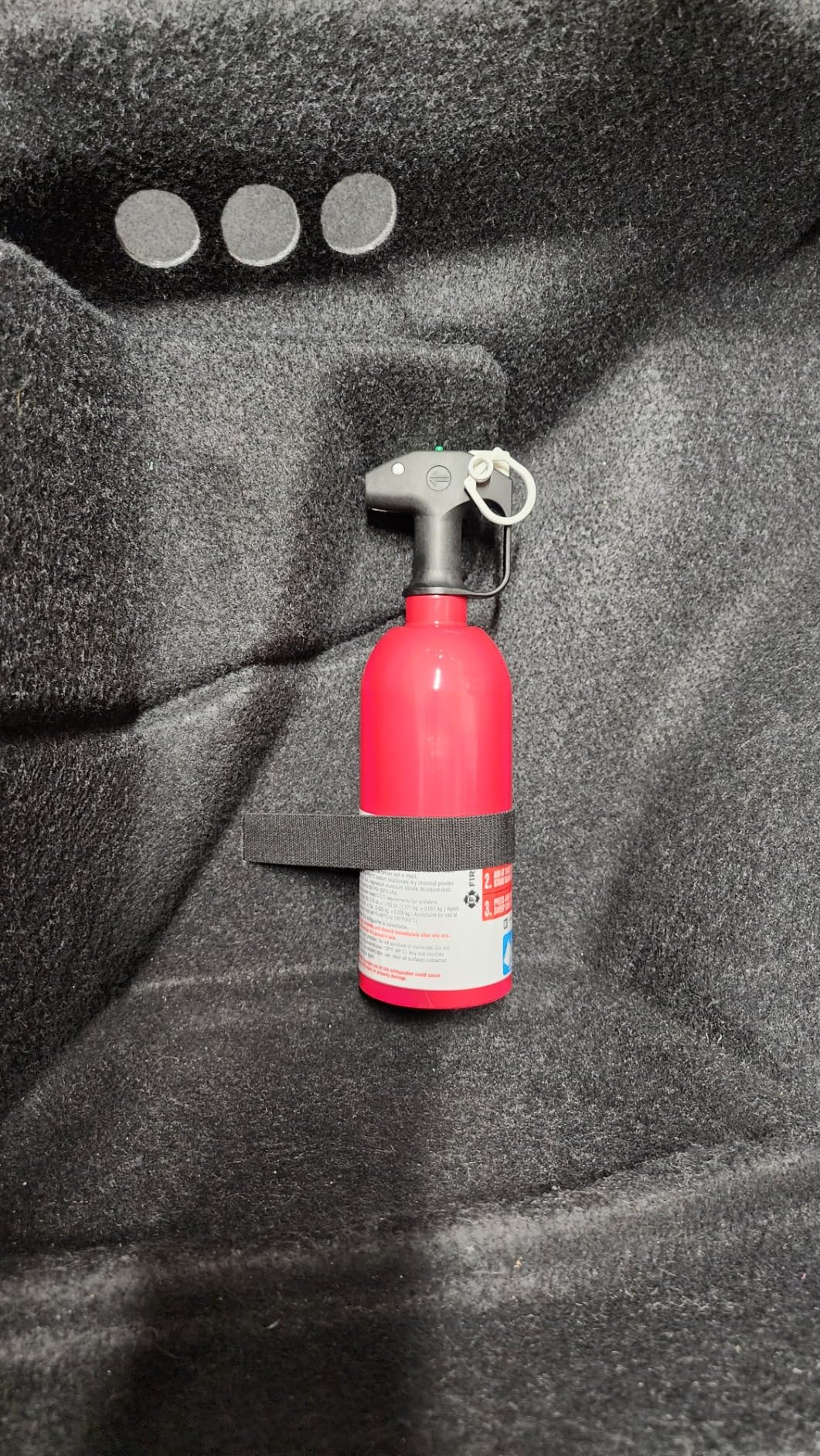 FIRST ALERT AUTO5 Car Fire Extinguisher, UL RATED 5-B:C customer photo 1