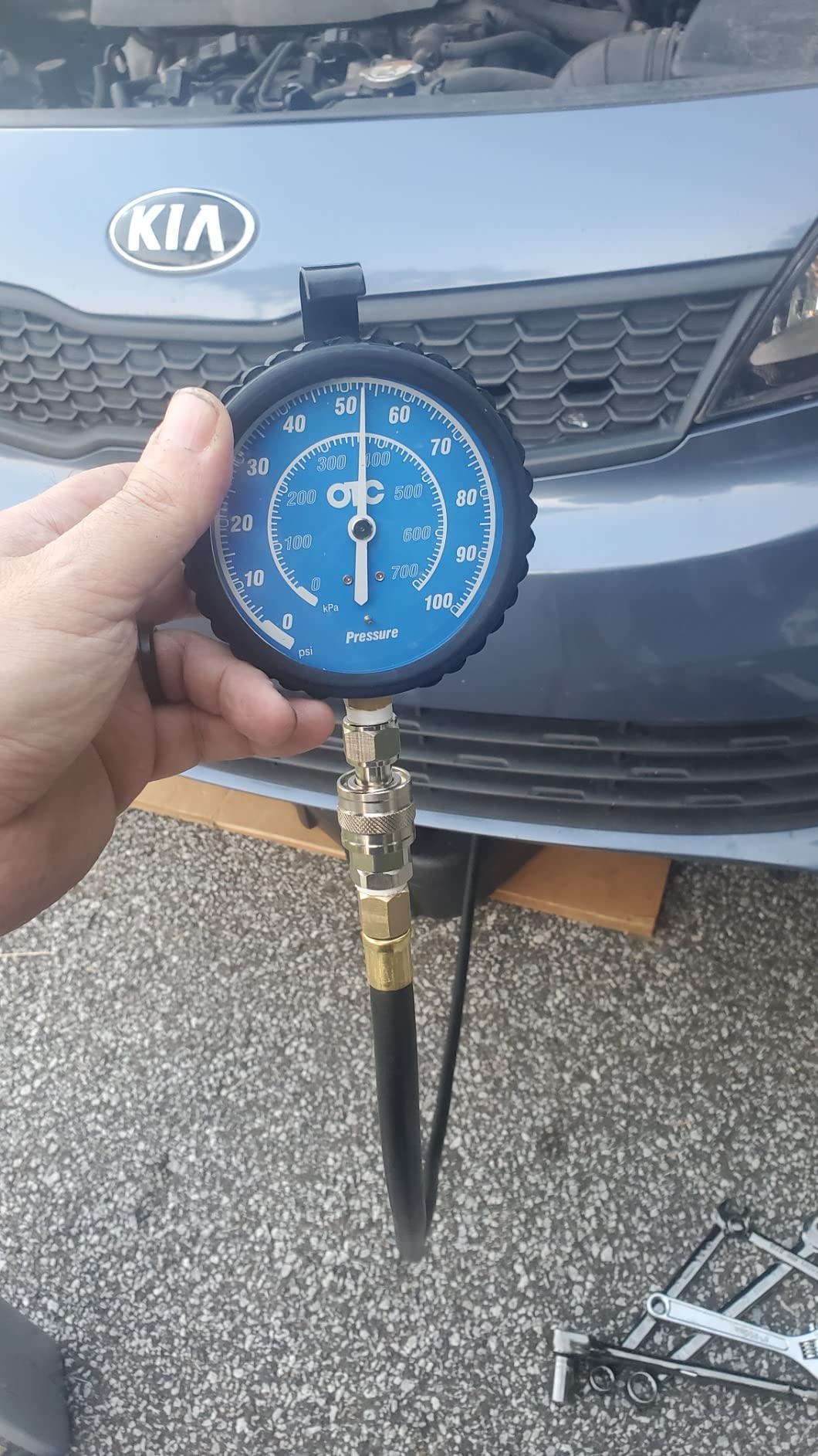 OTC Tools 5610 Trans-Eng Oil Press Tester customer photo 1