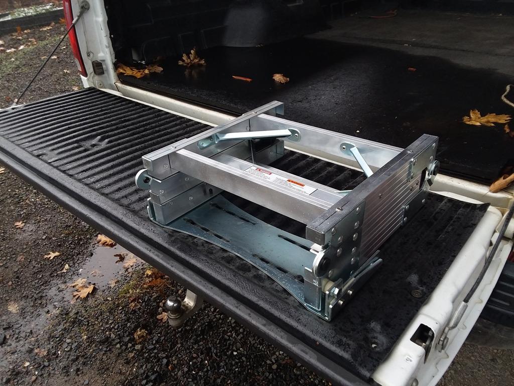Westin 10-3000 Truck-Pal Tailgate Ladder Silver customer photo 1