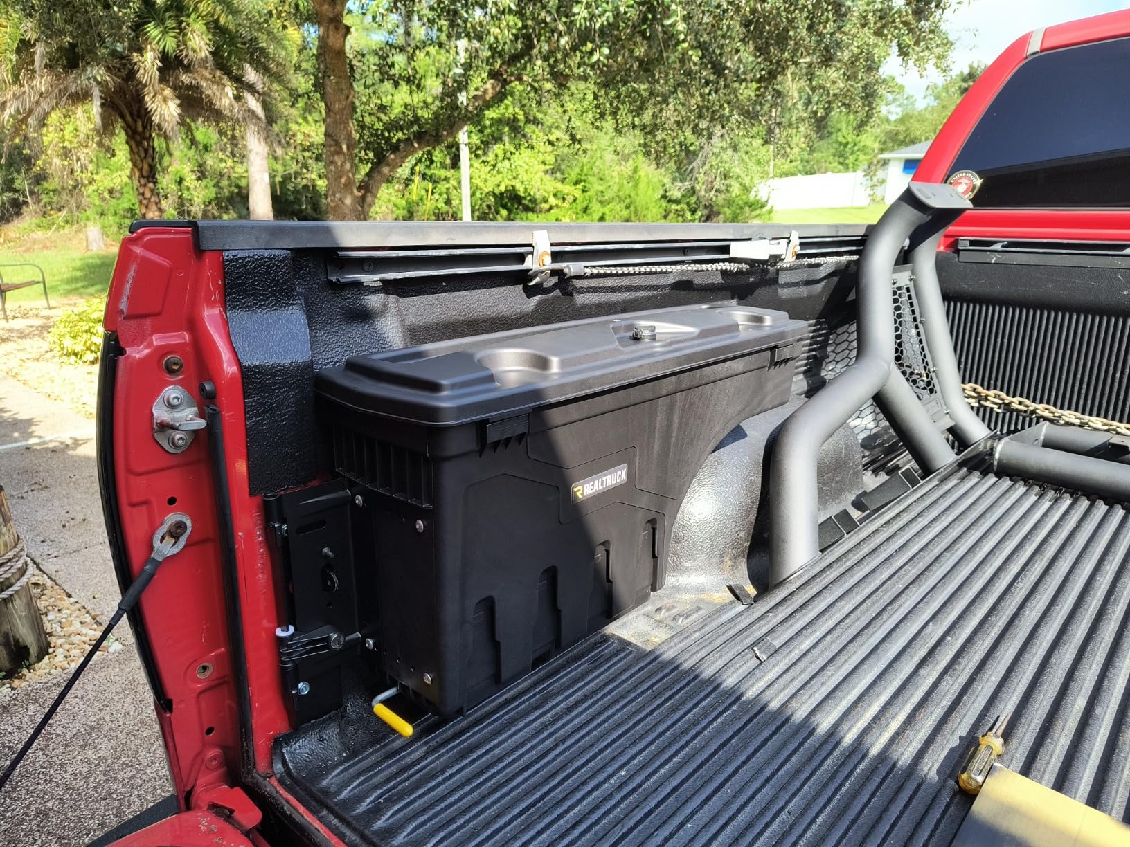 RealTruck UnderCover SwingCase Truck Bed Storage Box | SC400D | Fits 2007 - 2021 Toyota Tundra Drivers Side customer photo 1