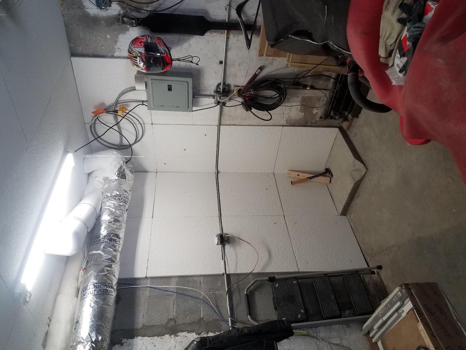 Ingersoll Rand SS3L3 Single Stage Air Compressor, 3 HP, 60 Gal Vertical customer photo 1