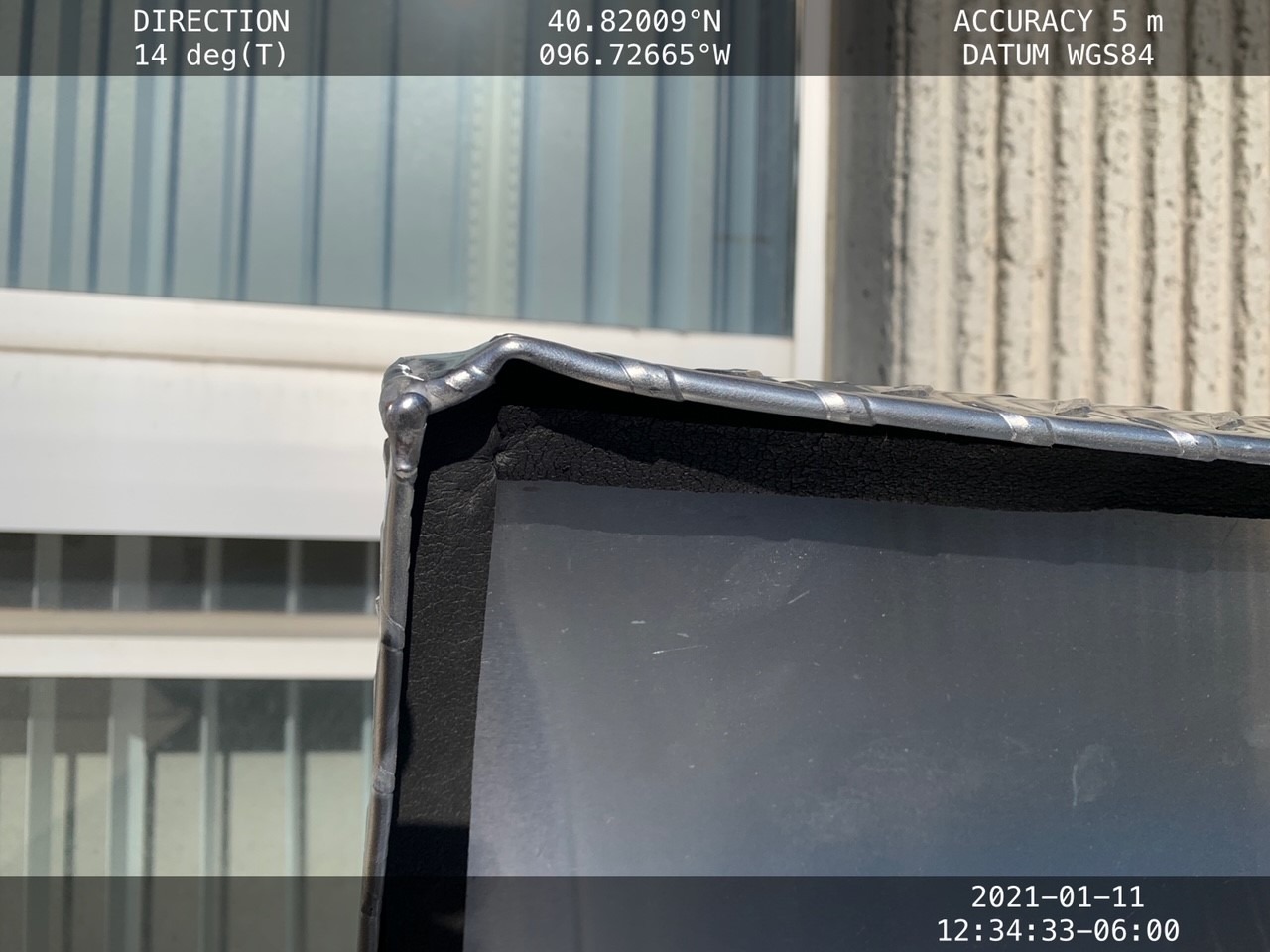 Dee Zee DZ8170B Red Label Crossover Tool Box, Gloss Black customer photo 2