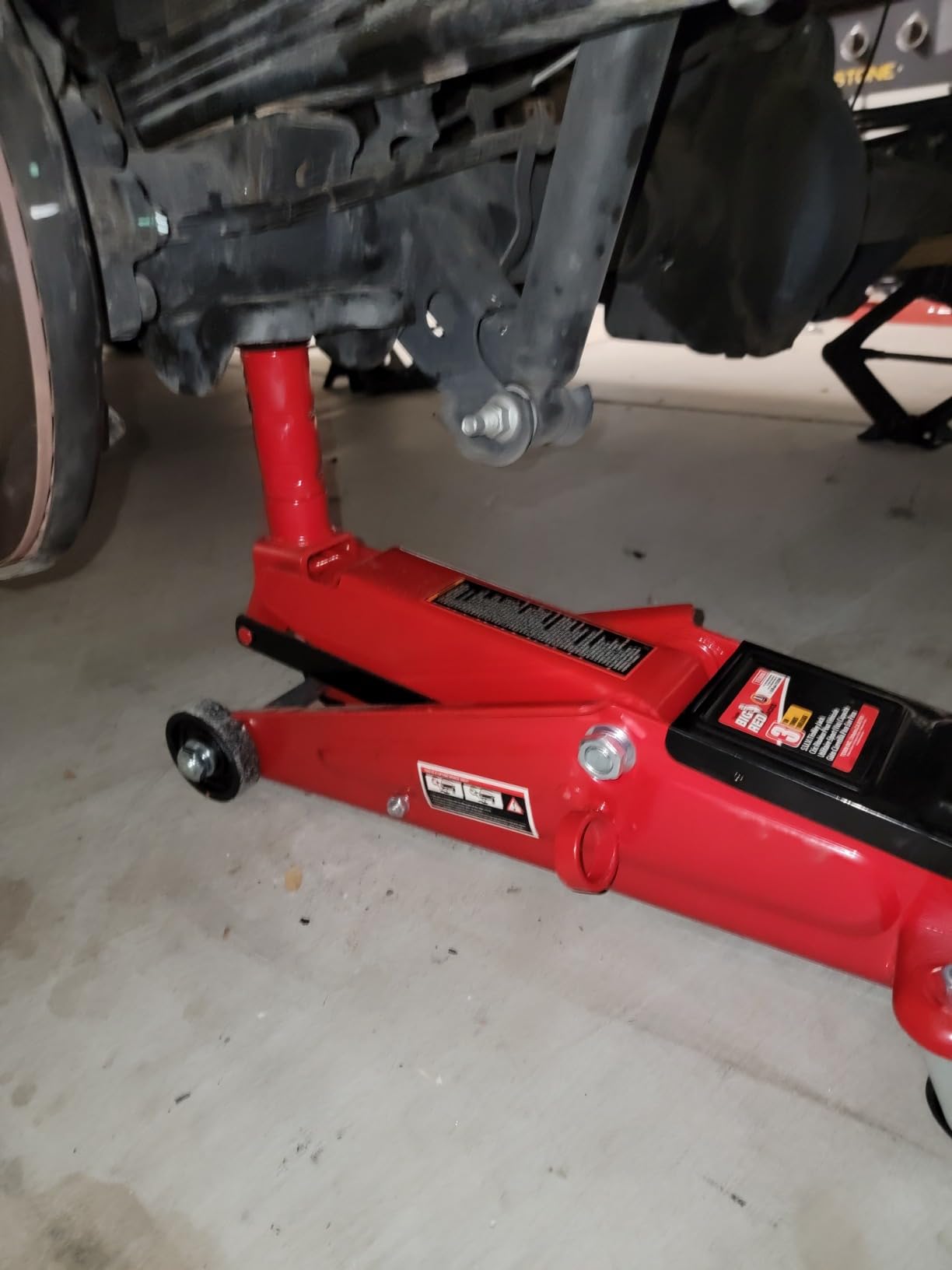 BIG RED T83006 Torin Hydraulic Trolley Service/Floor Jack with Extra Saddle (Fits: SUVs and Extended Height Trucks), 3 Ton customer photo 2