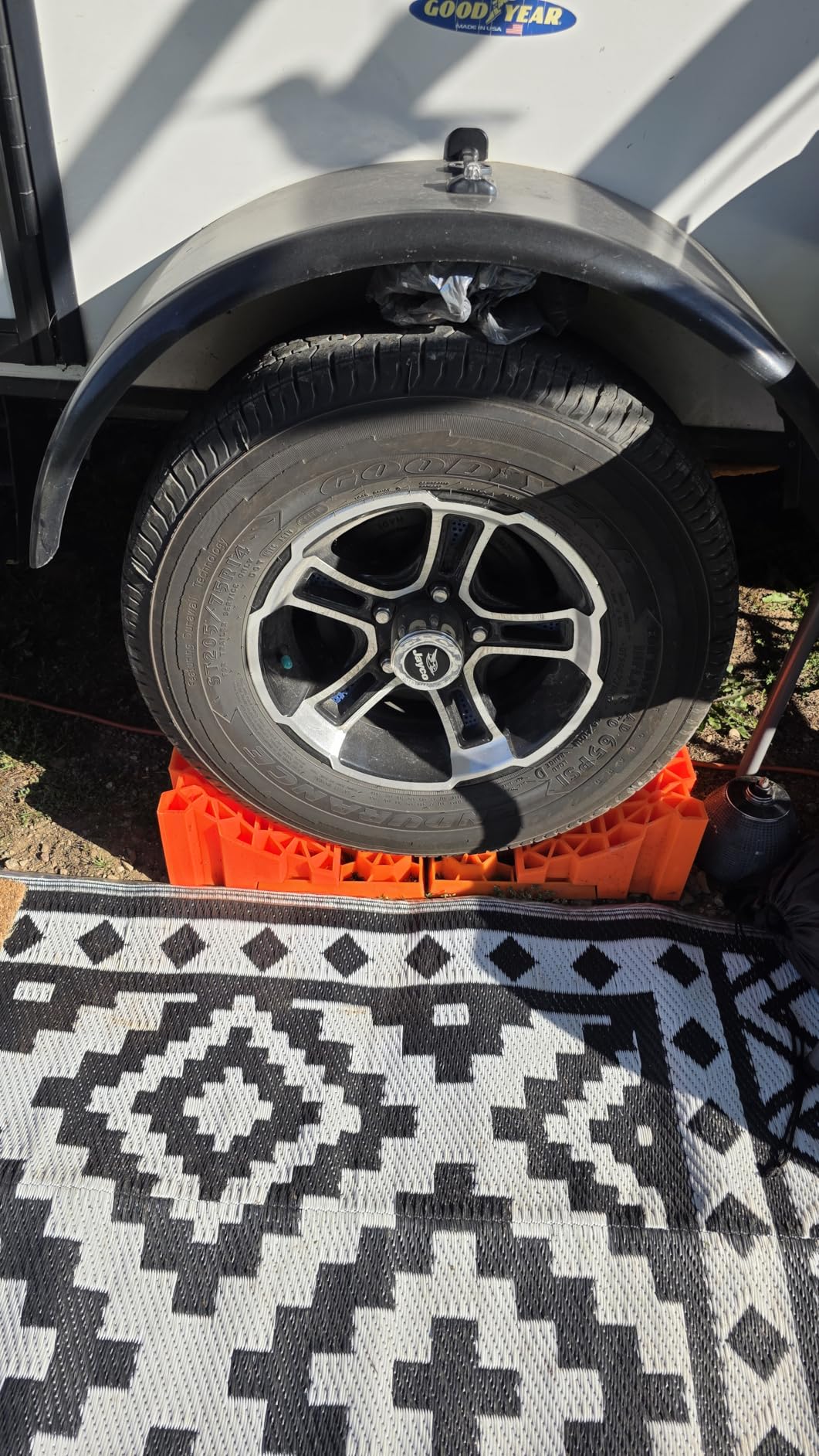 Tri-Lynx Lynx Levelers RV/Trailer/Motorhome/Vanlife interlocking Leveling Blocks with Nylon Storage Bag for most Leveling and Stabilizing functions. 10 Pack, Orange, 00015, Made in USA. customer photo 2