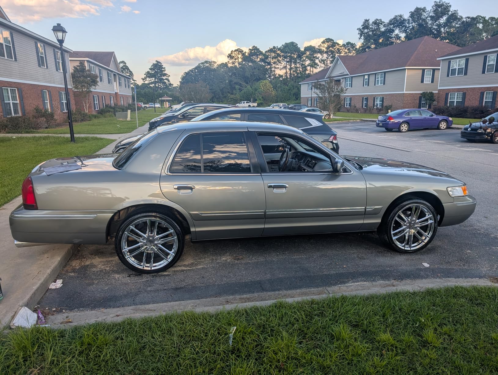 Malco Showroom Shine Spray Car Wax and Instant Detailer - Best Car Wax Spray for Professional Finish/Easy to Use Instant Detailer/Cleans and Waxes Painted Surfaces, Metal and Glass (110401) customer photo 2