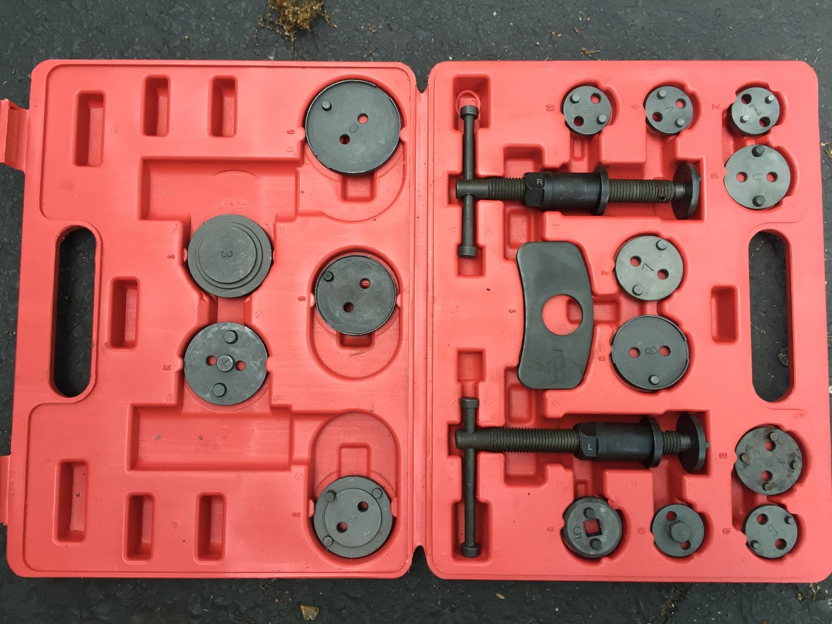 Astro 78618 Brake Caliper Wind Back Tool Set - 18 Piece customer photo 1