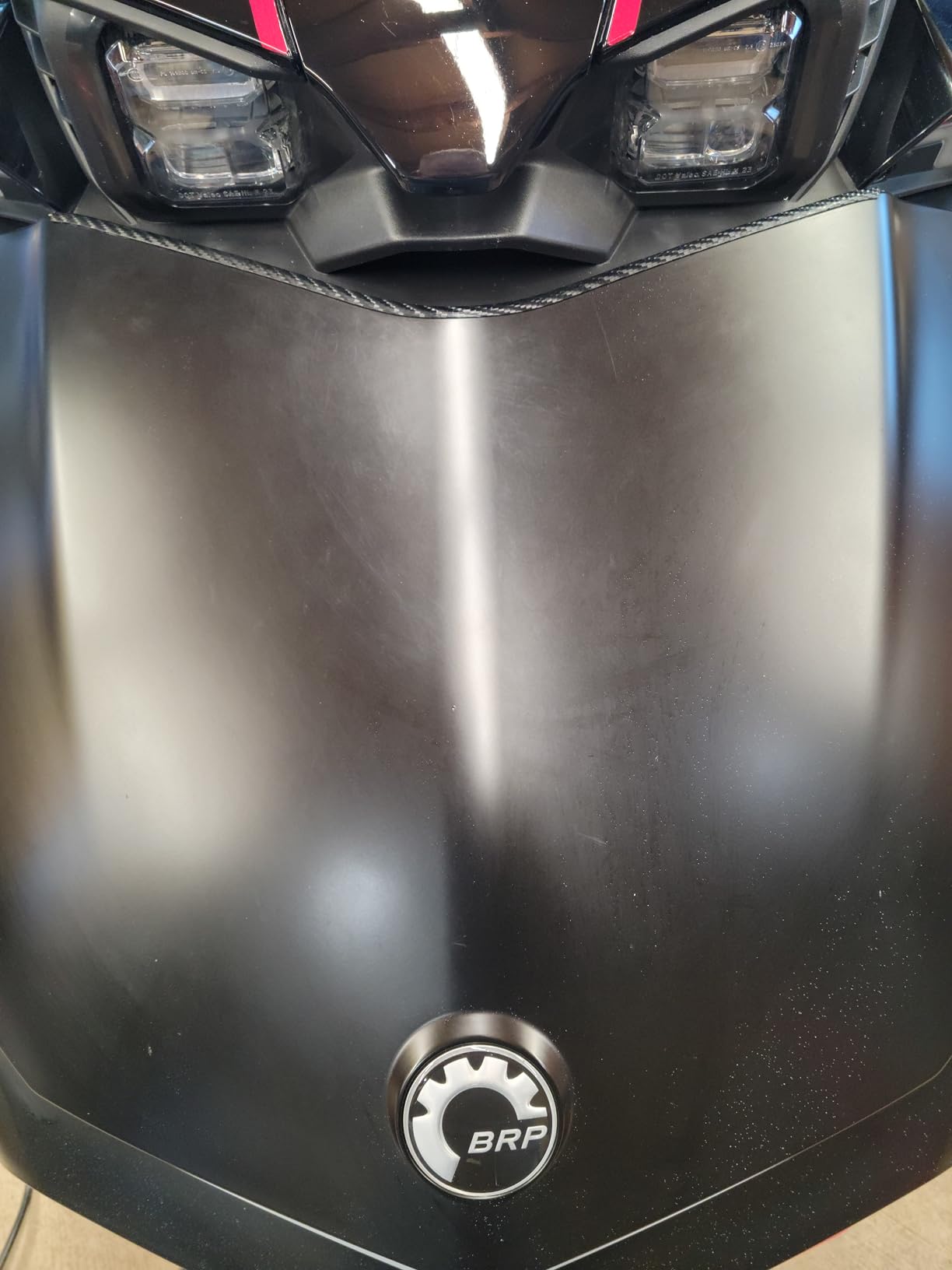 Meguiar's Mirror Glaze M105 Ultra-Cut Compound, Pro-Grade Car Compound for Removing Scratches and Heavy Swirls, Restores Gloss and Clarity, Car Guy Gifts for Men and Women Who Love to Detail, 8 Oz customer photo 2