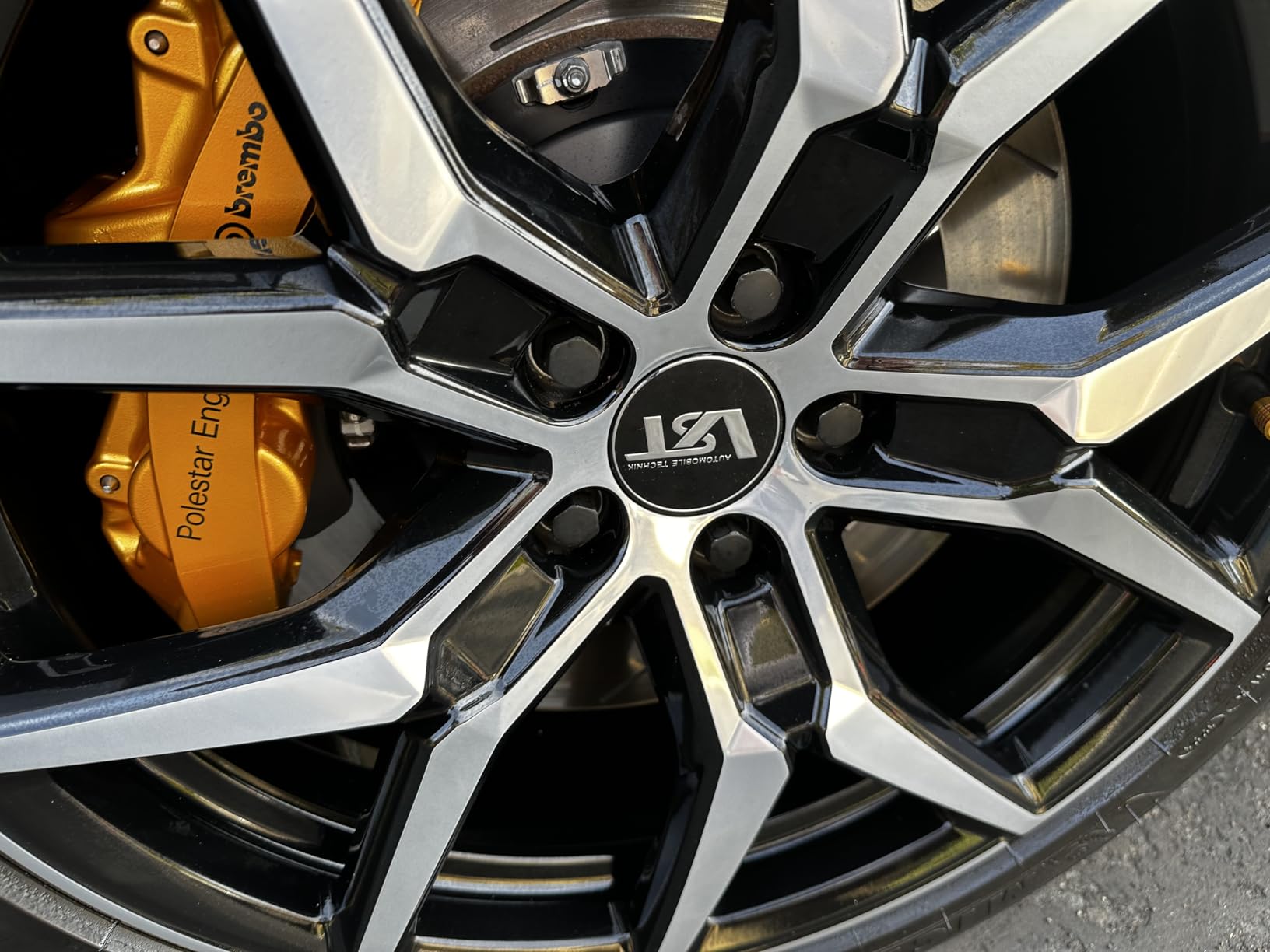 SONAX Wheel Cleaner Full Effect - Non-Acid Rim Cleaner | Color Changing Wheel Cleaner | Brake Dust Cleaner | Non-Acid Iron Remover | 16.9 fl oz customer photo 2