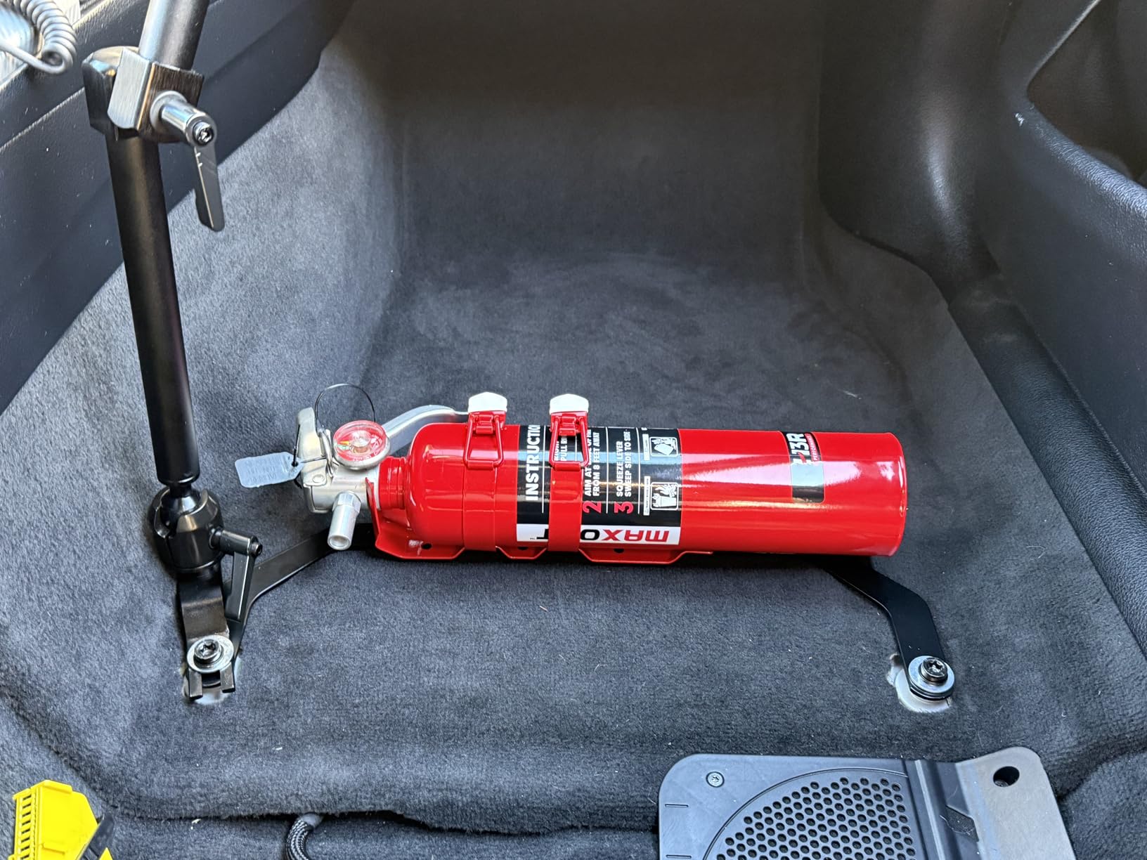 MaxOut ABC Fire Extinguisher for Vehicle, Marine & Home Safety customer photo 1
