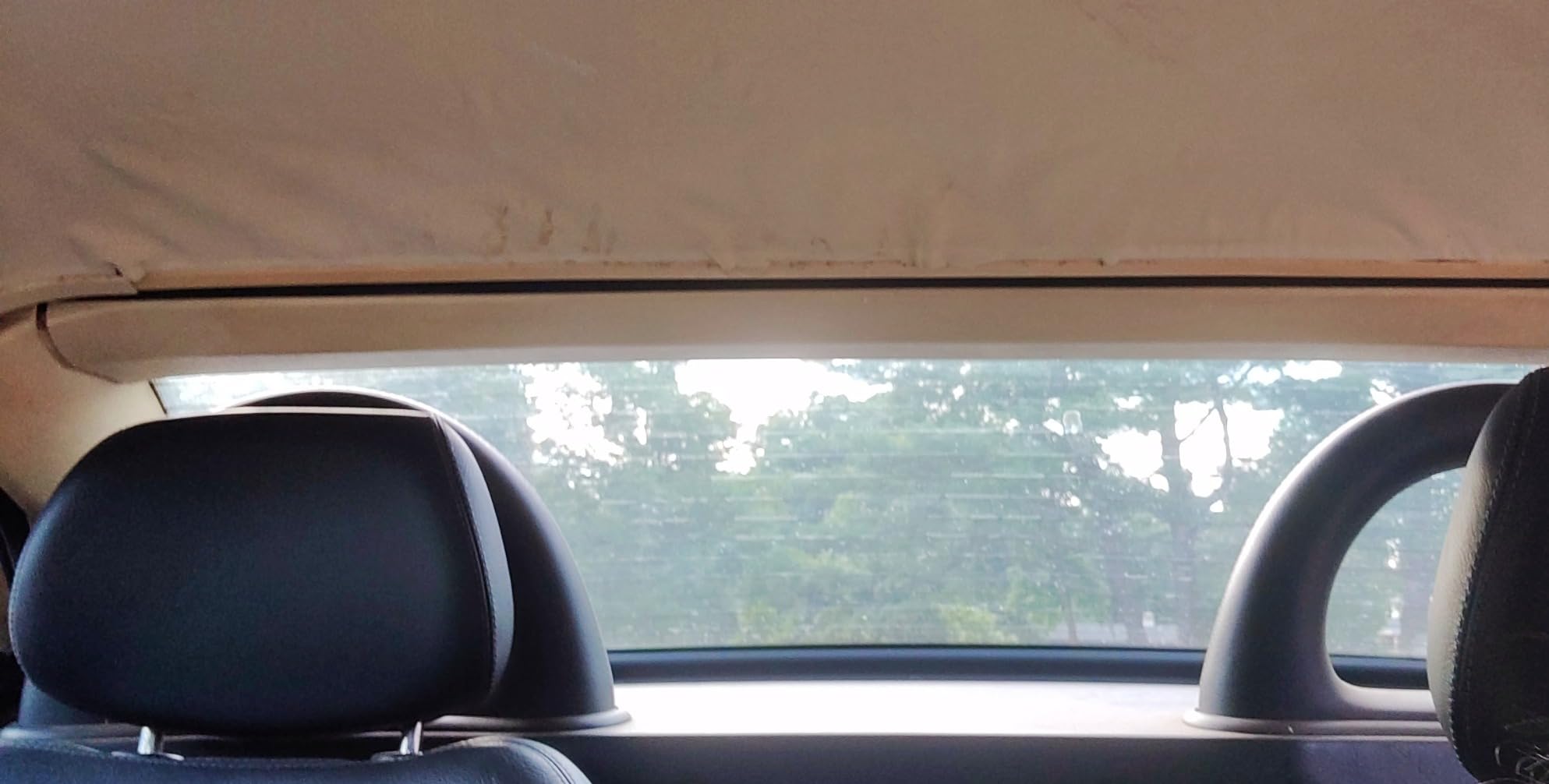 3M Headliner & Fabric Adhesive, 18.1 oz., Exceptional Strength Bonds Heavyweight Automotive Fabrics to Metal Surfaces, For Bonding Headlines, Carpet, Foam and Others, Quick & Easy Application (38808) customer photo 1