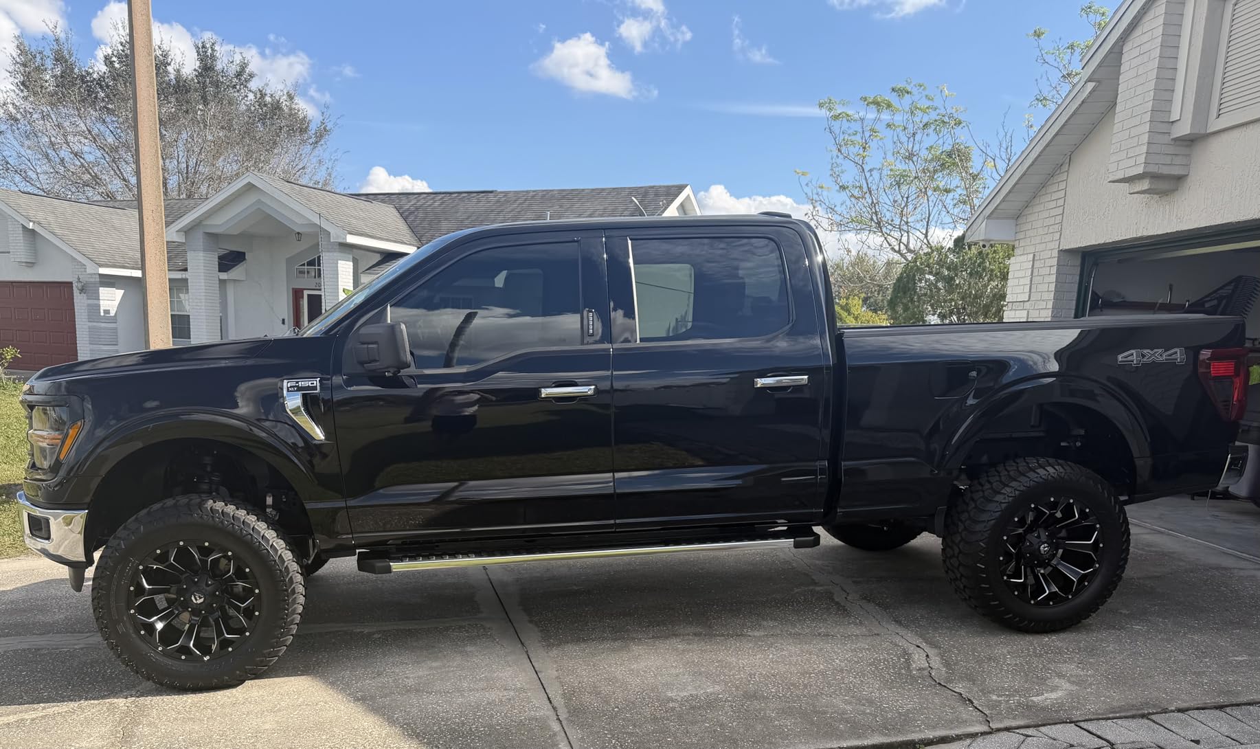 Chemical Guys Hybrid V7 Optical Select High Gloss Spray Sealant & Quick Detailer (Safe for All Finishes Including Ceramic Coatings), 16 fl oz, Orange Scent customer photo 1