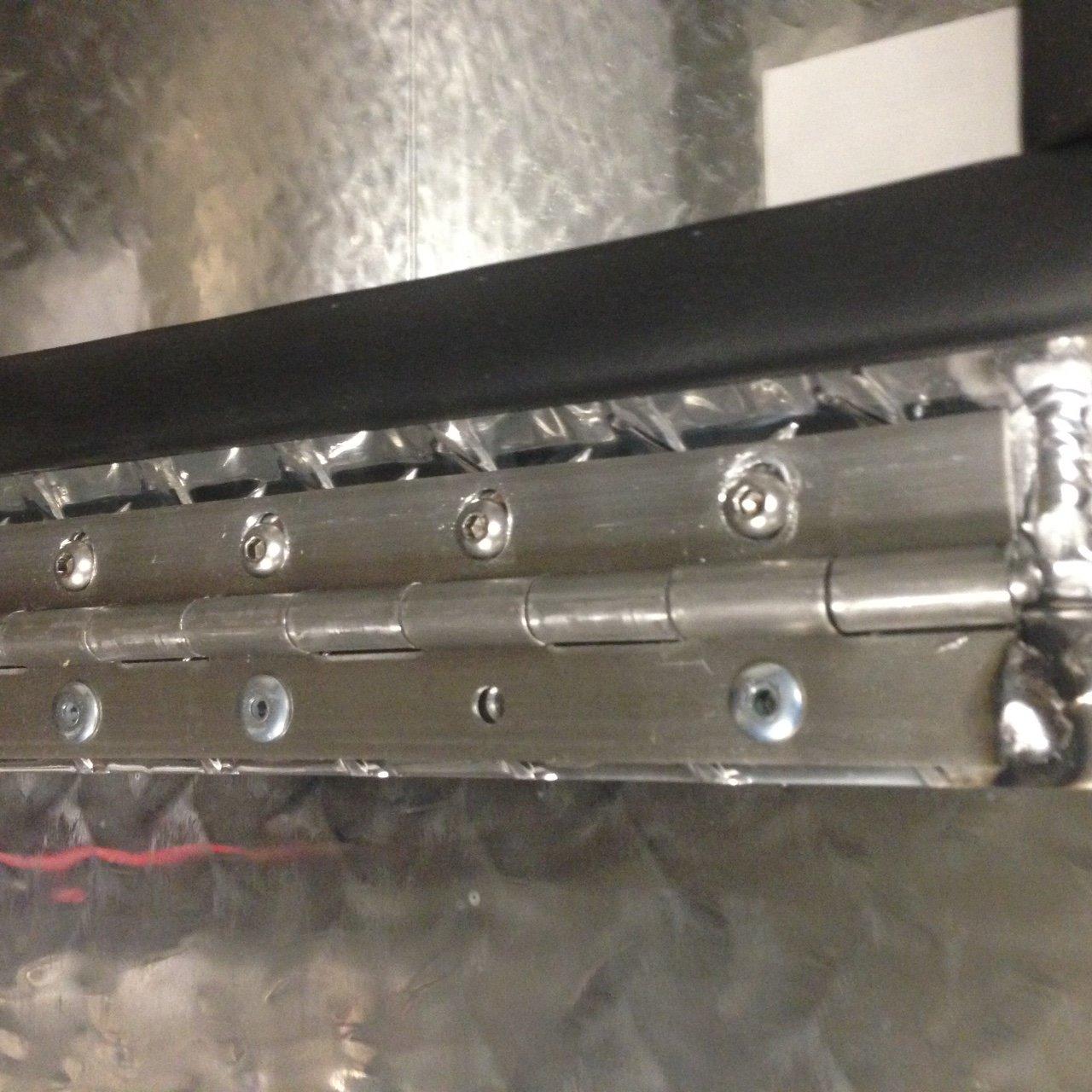 Buyers Products 1705203 Underbody Truck Tool Box with Barn Doors, 18x18x30 Inch, Diamond Tread Aluminum, Made in USA, Compression Latch, Weather Resistant, Toolbox for Flatbeds, Trailers & Work Trucks customer photo 2