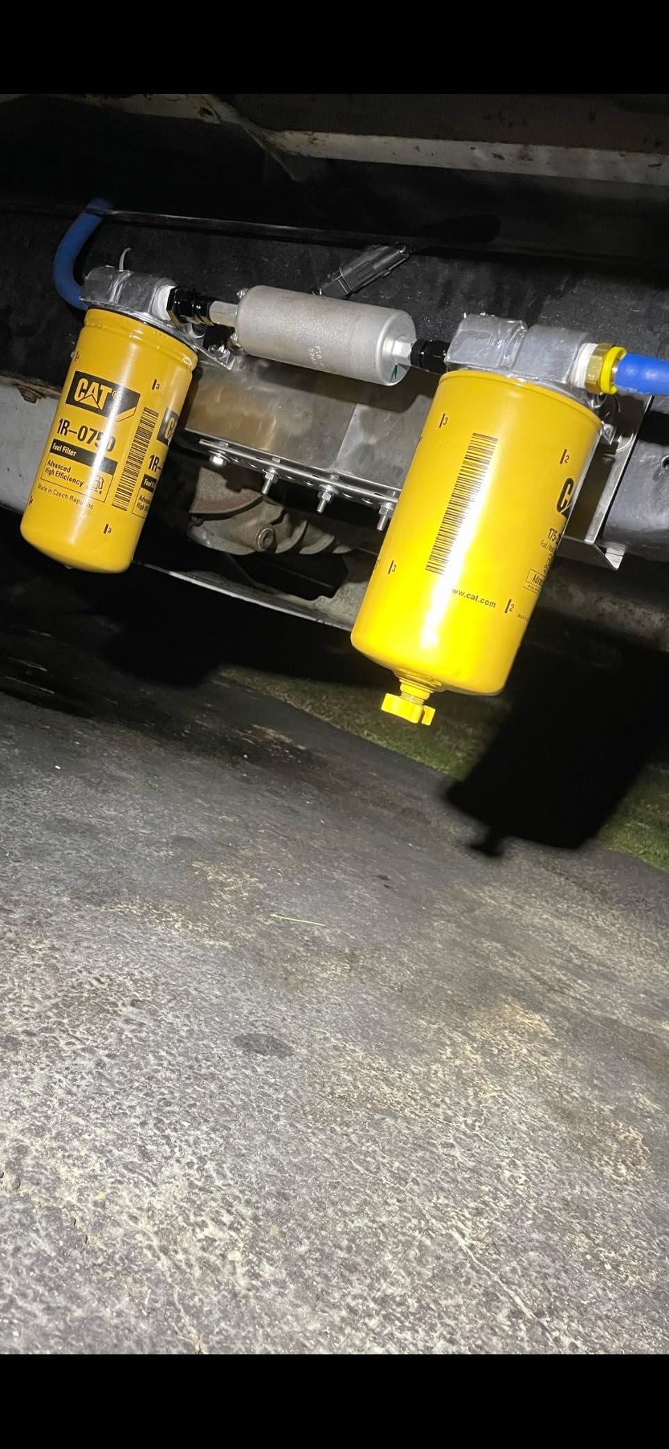 Caterpillar 175-2949 Advanced High Efficiency Fuel Water Separator customer photo 1