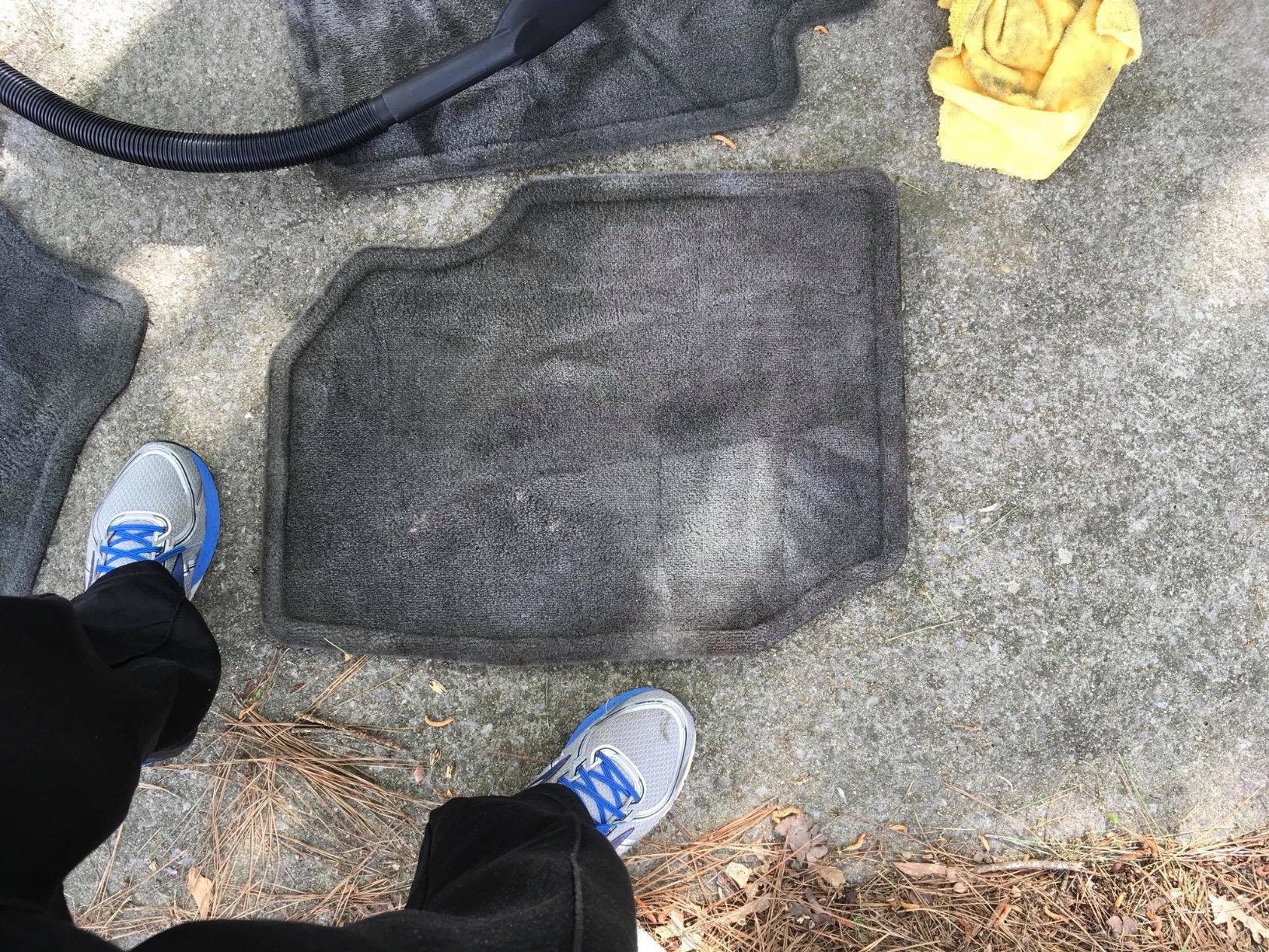 Meguiar's Carpet & Upholstery Cleaner - Deep Cleaning Power Removes Stains and Odors - G9719, 19 oz customer photo 2
