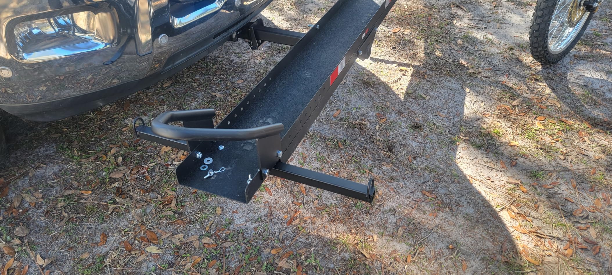 Let's Go Aero (SHP2040) Keyless Press-on Locking Silent Hitch Pin for 2in Hitches customer photo 1