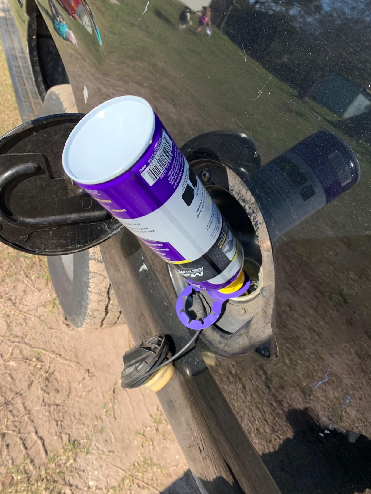 Royal Purple Max-Clean Fuel System Cleaner and Stabilizer 11722 20 Ounce customer photo 2