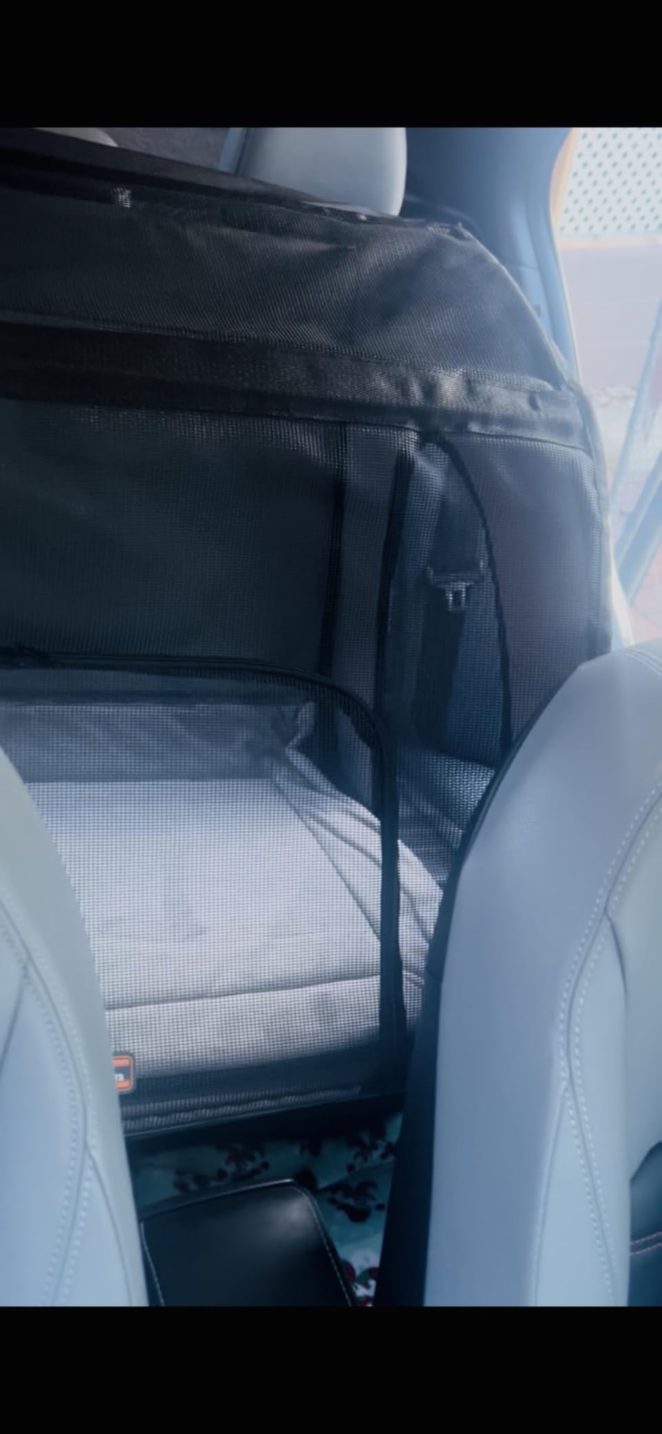 K&H Pet Products Enclosed Dog Car Seat, Travel Safety Carrier for Pets, Dog Travel Car Seat, Soft-Sided Covered Cat Carrier, Washable Pad, Multiple Entrances, Mesh Windows - Medium 24 X 19 X 17in customer photo 2