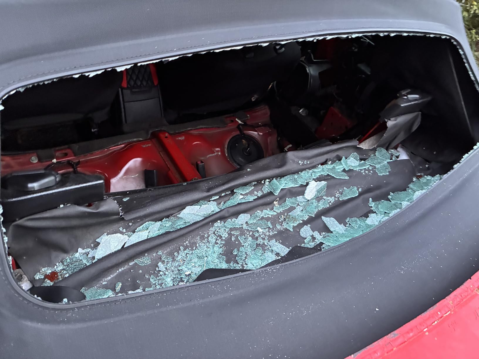 Sierra Auto Tops Replacement Convertible Soft Top with Heated Glass Window, fits Ford Mustang, Shelby, and GT500 Models 2005-2014, Premium Grade Sailcloth Vinyl, Black customer photo 1