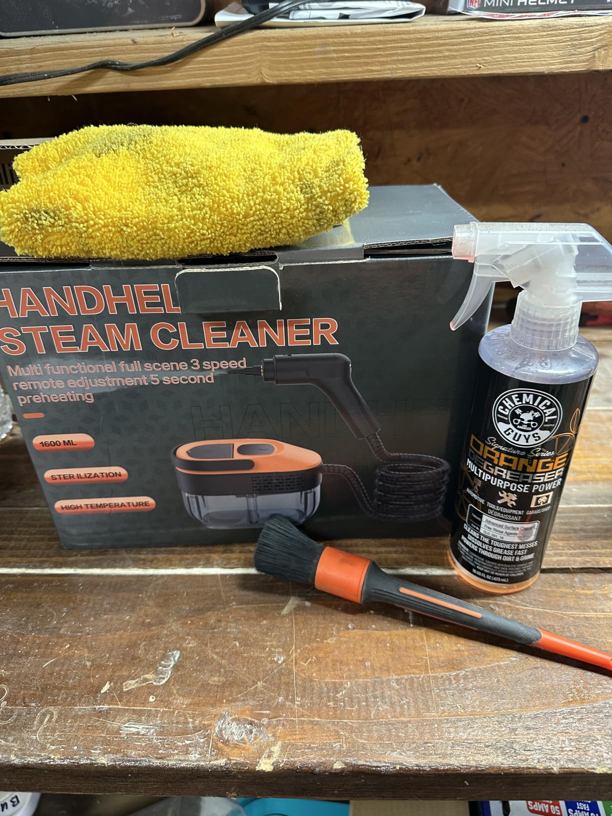 Chemical Guys Signature Series Orange Degreaser Spray - Heavy Duty All Purpose Cleaner for Engines, Tires, Undercarriages, Tools and More, Professional Strength, Breaks Down Grease, Oil & Grime, 16 oz customer photo 1