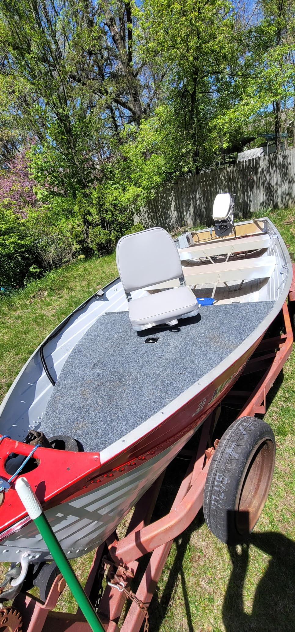 Attwood 97749-7 Swivl-Eze Lock'N'Pin 3/4-Inch Pedestal Package, Brushed Aluminum Finish, 11 Inches Tall customer photo 1