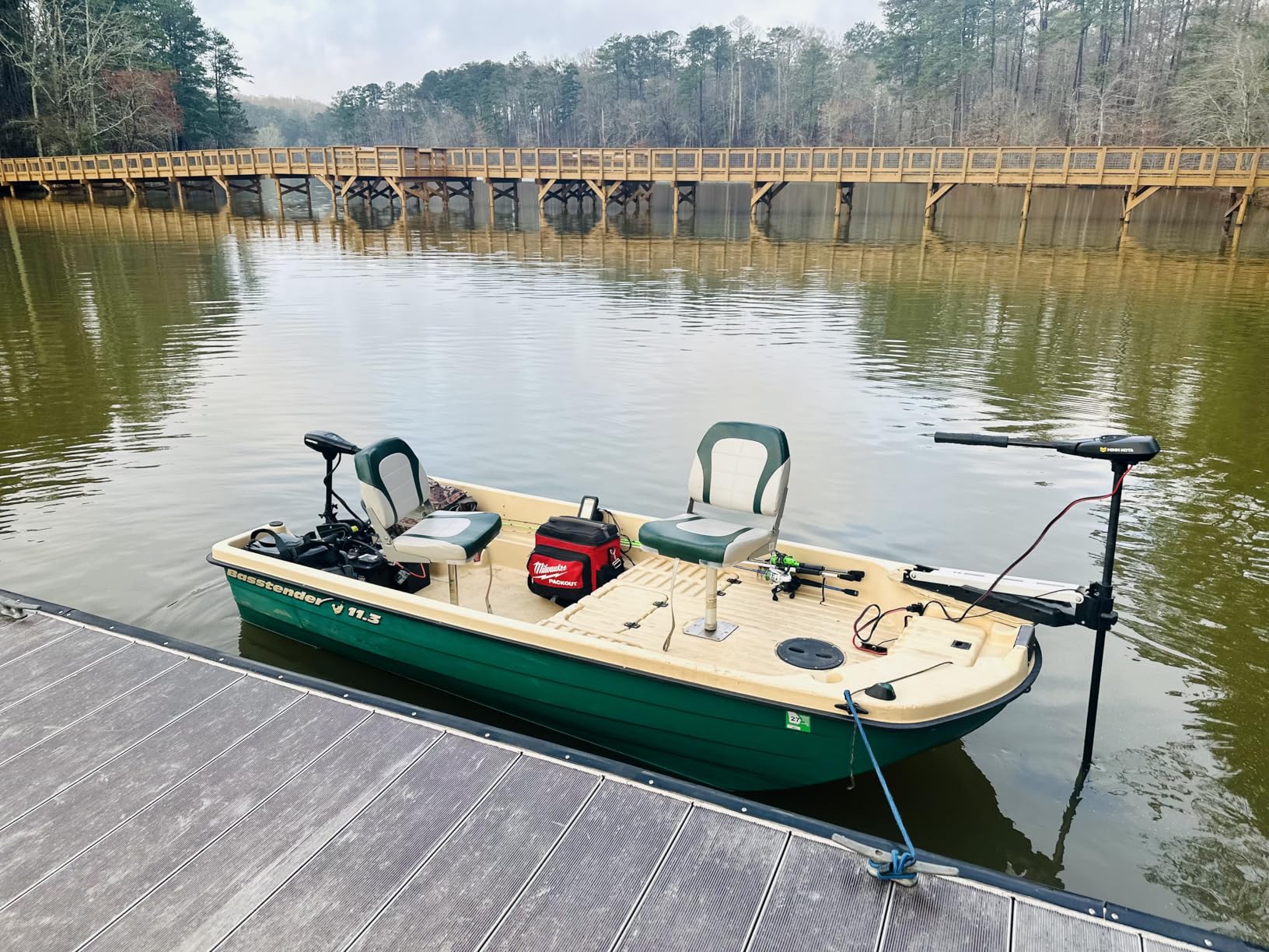 Newport NV-Series Thrust Saltwater Transom Mounted Trolling Electric Trolling Motor w/LED Battery Indicator customer photo 1
