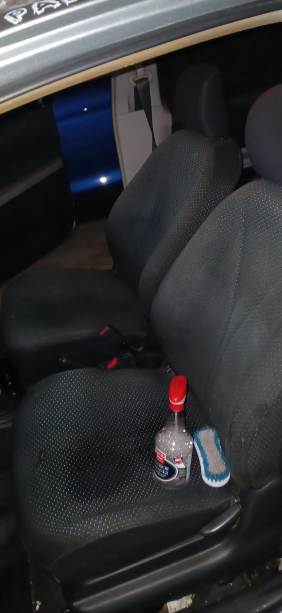 Griot's Garage Interior Cleaner Spray for Car Seats, Carpet, Upholstery Fabric, Floor Mat, Vinyl, Dashboard, Ideal for Truck, SUV, RV, Boat, and More, 10956, 22 Fl Oz customer photo 1