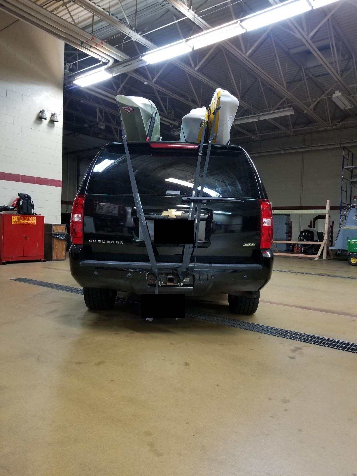 Yakima JayLow J-Cradle Rooftop Kayak Mount for 1 or 2 Kayaks - Car Roof Rack Carrier for Round, Square, Factory or Aerodynamic Crossbars, Holds 1 Boat Up to 80 Pounds or 2 Boats Up to 110 Pounds Total customer photo 1