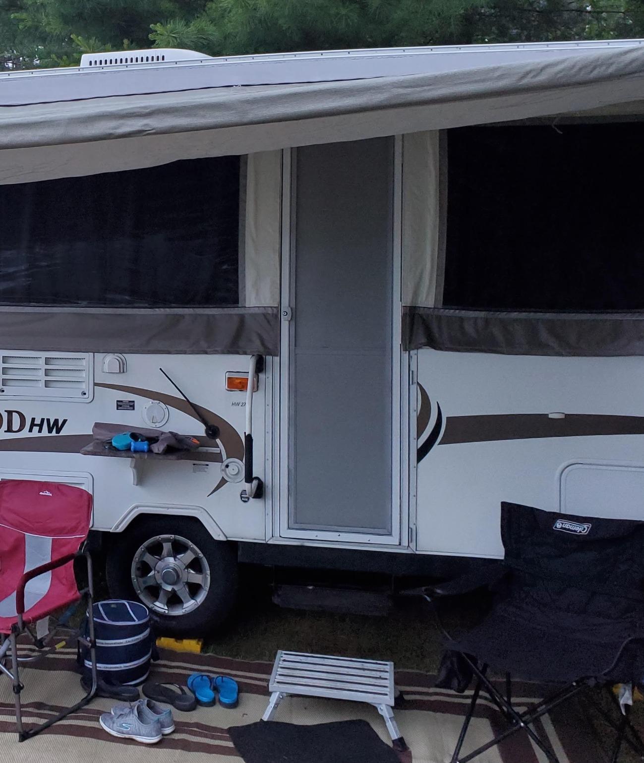 Camco Adjustable Height RV Step Stool (43676) customer photo 2