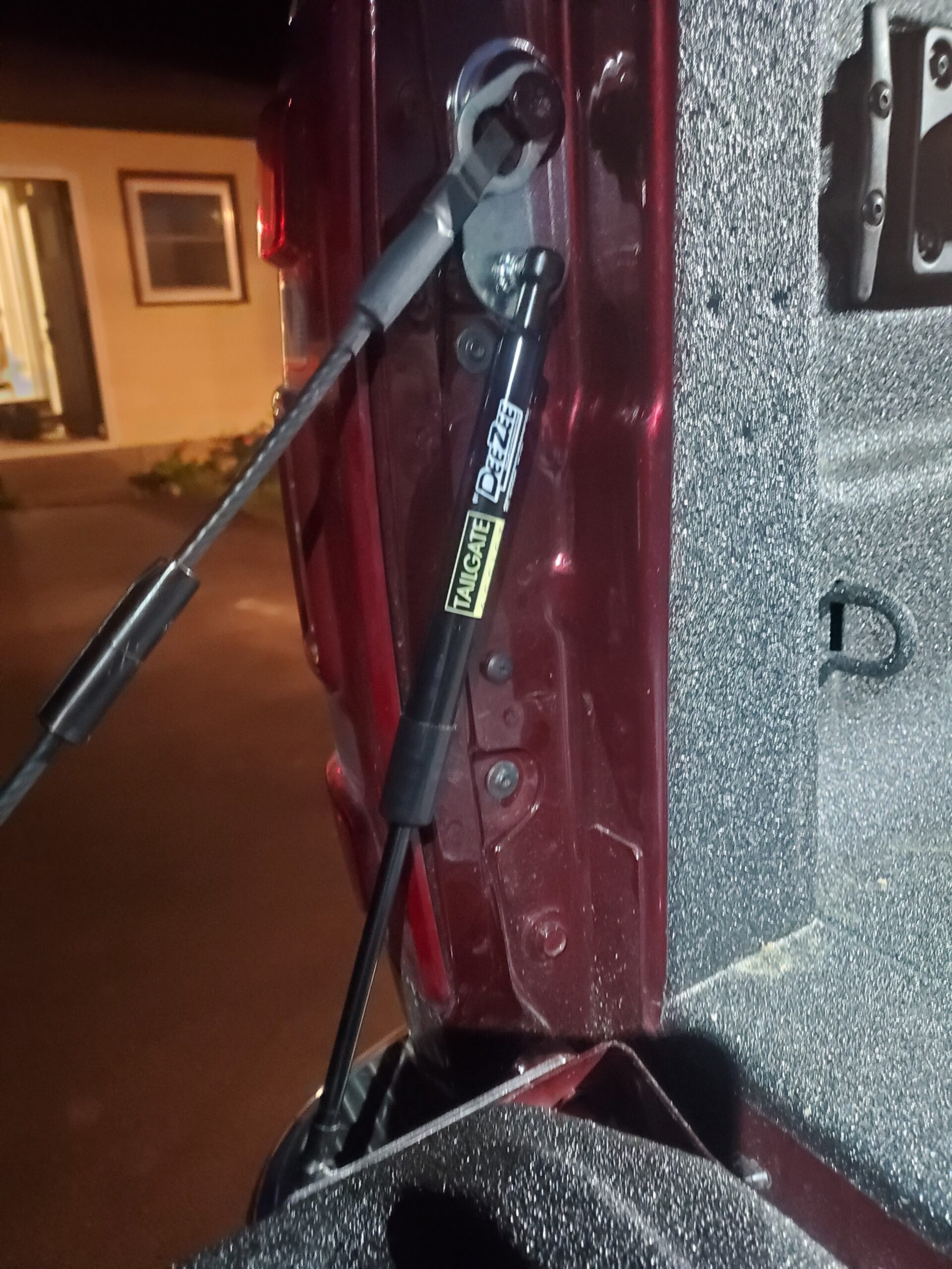 DEE ZEE DZ43301 Truck Tailgate Assist customer photo 2