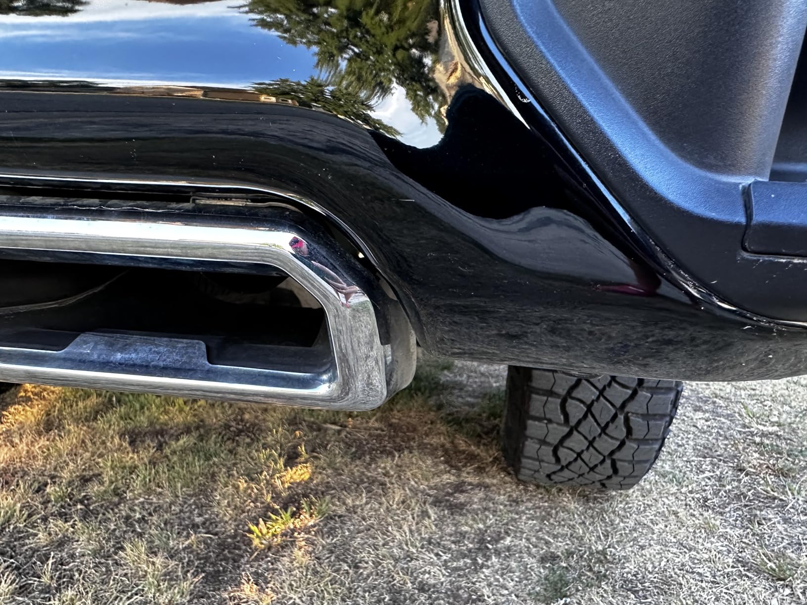 Dupli-Color Scratch Fix All-in-1 Exact-Match Automotive Touch-Up Paint - Toyota Super White II - 0.25 oz. Paint Pen customer photo 2