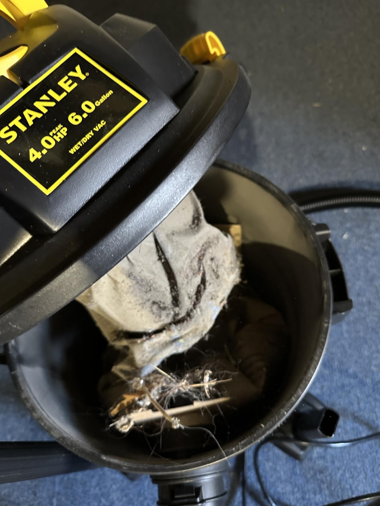 Stanley - SL18116P Wet/Dry Vacuum, 6 Gallon, 4 Horsepower Black customer photo 2