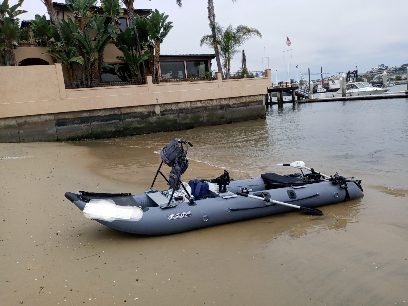 Newport L-Series 62lb Thrust Transom Mounted Saltwater Electric Trolling Motor w/LED Battery Indicator (40