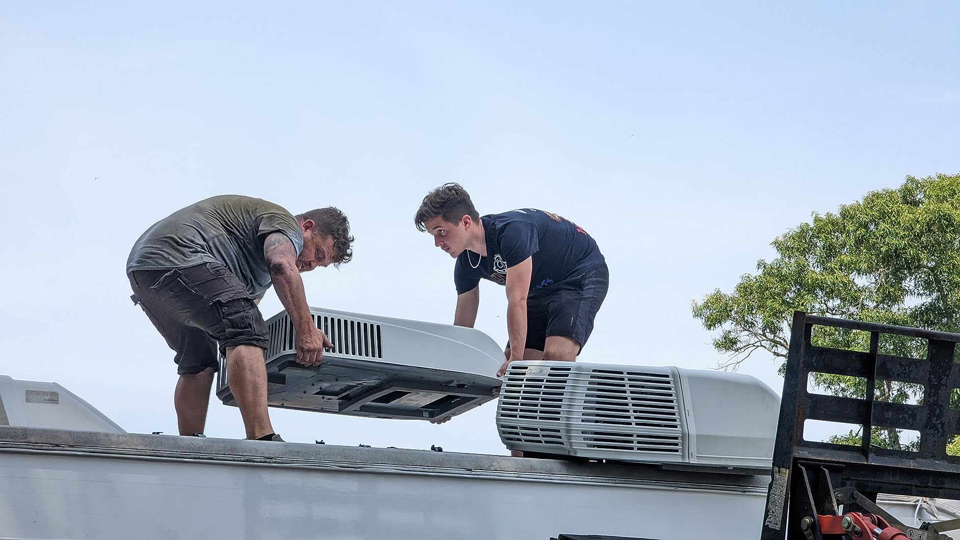 Coleman-Mach 08-0080 Mach 15 48204 Series Air Conditioner Upper Unit 48204C966-15,000, Arctic White customer photo 2