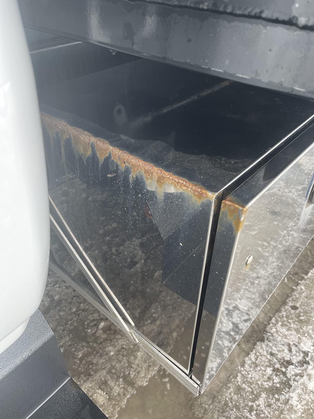 Buyers Products 1702660 Polished Stainless Steel Underbody Truck Tool Box, 18 x 18 x 48 Inch, Locking T-Handle Compression Latch, 16 Ga Stainless, Underbed or Flat Mount Storage Box customer photo 2