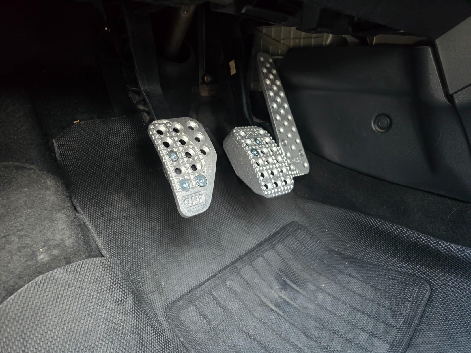 OMP (OA/1010) Racing Pedal Set, Silver customer photo 2