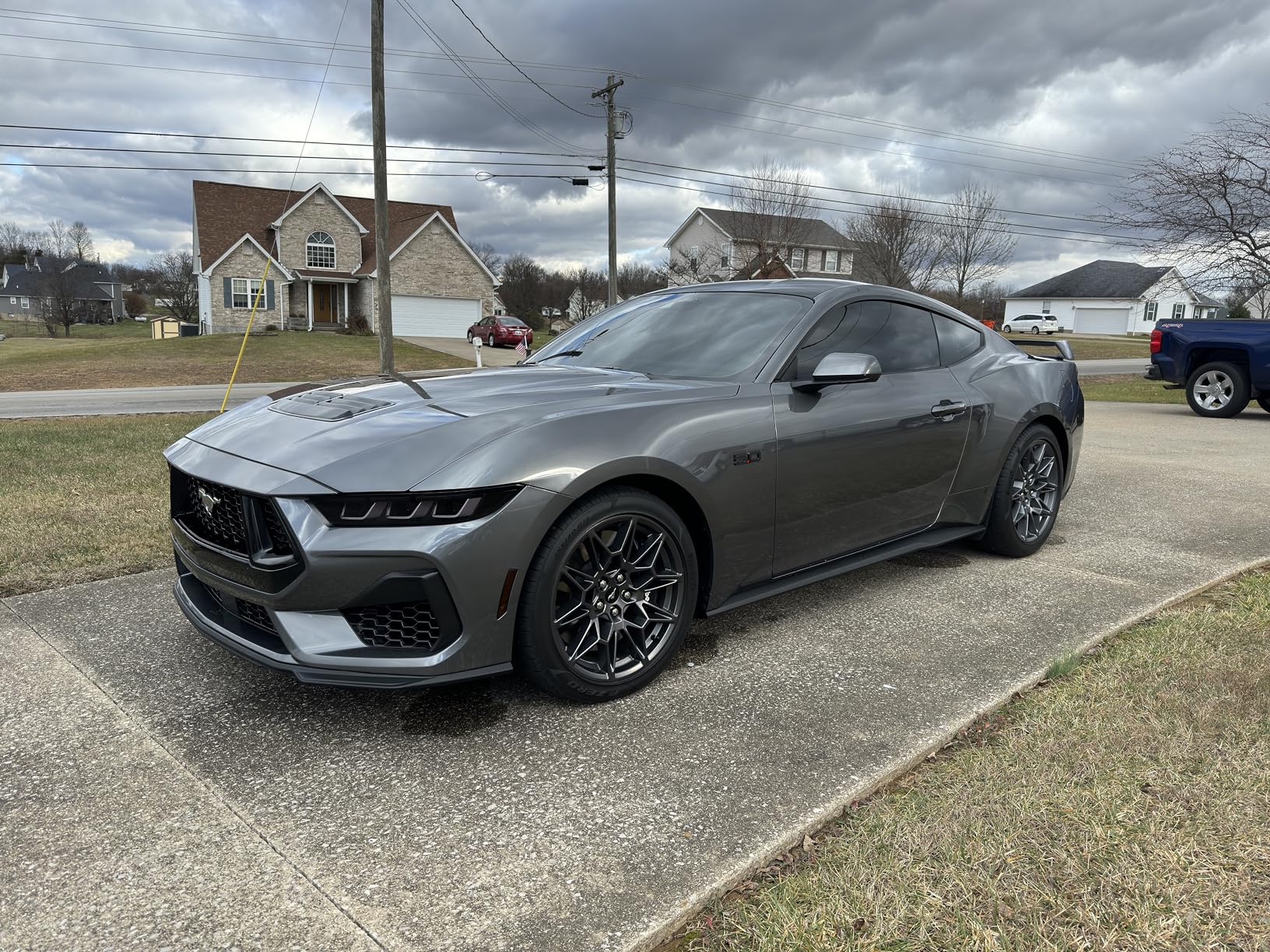 CARPRO CQUARTZ DLUX Wheel and Trim Coat 30mL - Ceramic Coating UV Protection for Wheels and Exterior Plastics, Rubber, and Metals customer photo 1