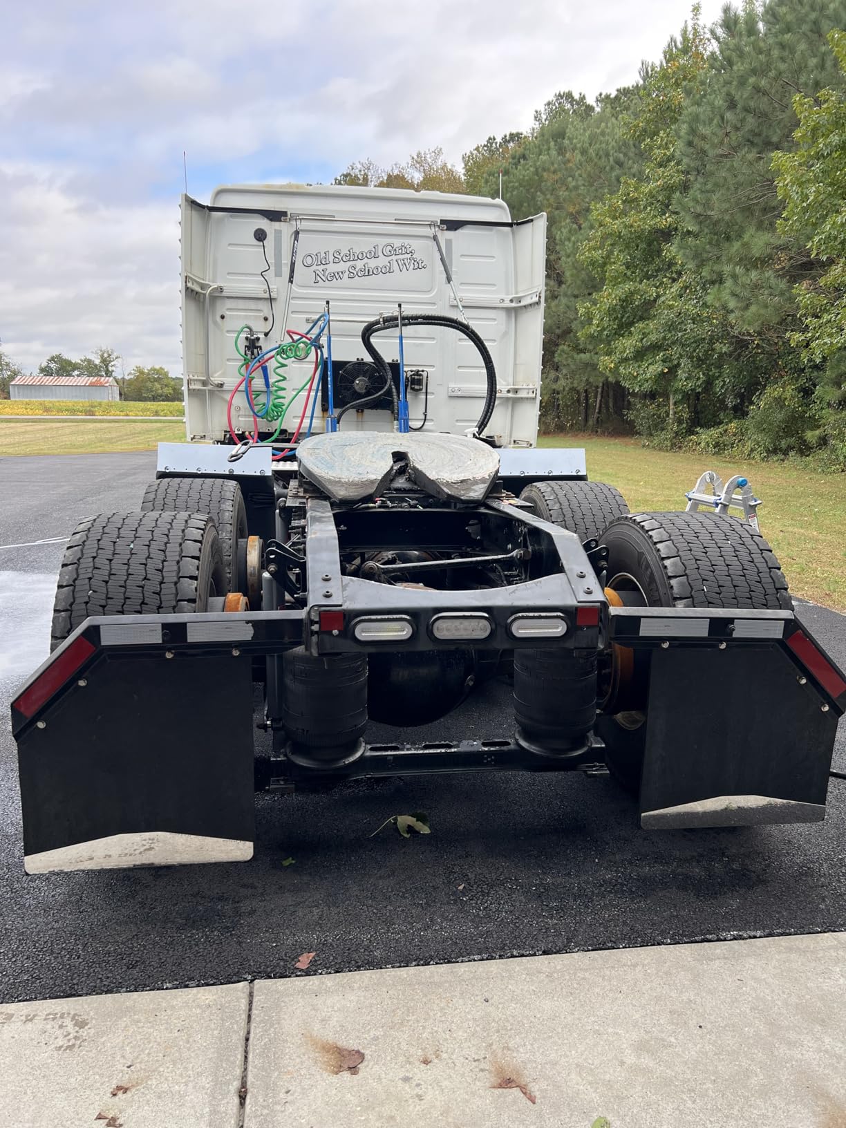 Gtechniq W6 Iron Removing Wheel & Paint Cleaner for Cars 500ml | Powerful Iron and Fallout Remover, Dissolves Contaminants Safely, Protects Paintwork and Wheels customer photo 1